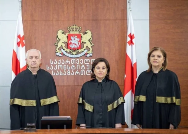2025 წლის 15 მაისს, 14:00 საათზე, საქართველოს საკონსტიტუციო სასამართლოში გაიმართება არსებითი განხილვის სხდომა საქმეზე „საქართველოს სახალხო დამცველი საქართველოს პარლამენტის წინააღმდეგ“ (კონსტიტუციური სარჩელი №1802).