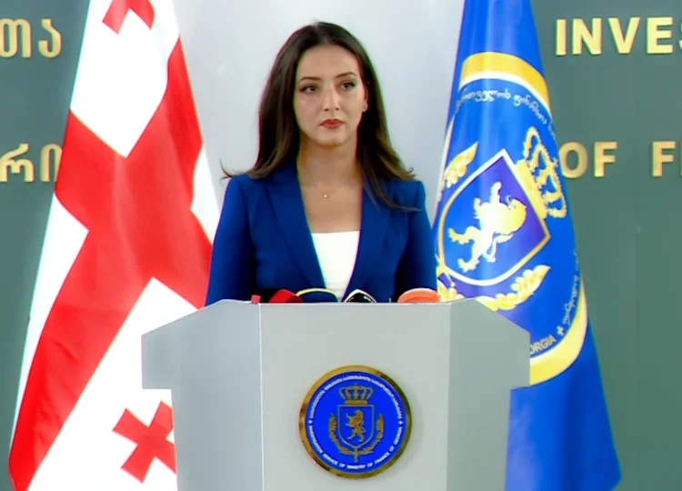 ქრთამის აღების ფაქტზე, დაკავებულ იქნა ლენტეხის მუნიციპალიტეტის მერიის ა(ა)იპ „ჯოკია მეშველიანის სახელობის კულტურის ცენტრის“ დირექტორი ნ.ს.